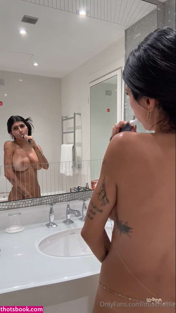 Mia Khalifa Photo #1096