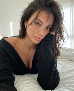 Alessia Lane Photo #12