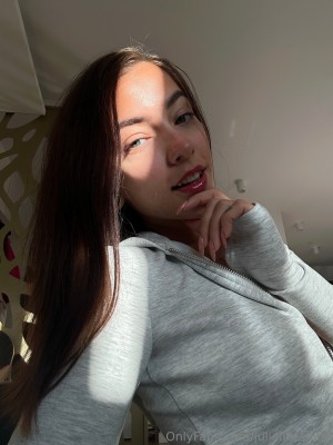 Julia Shine Photo #15