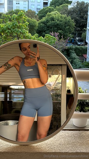 Julia Shine Photo #29