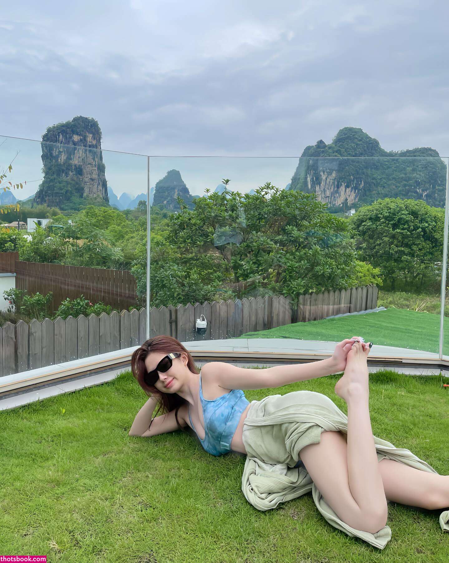 Laura Ziphora Photo #27