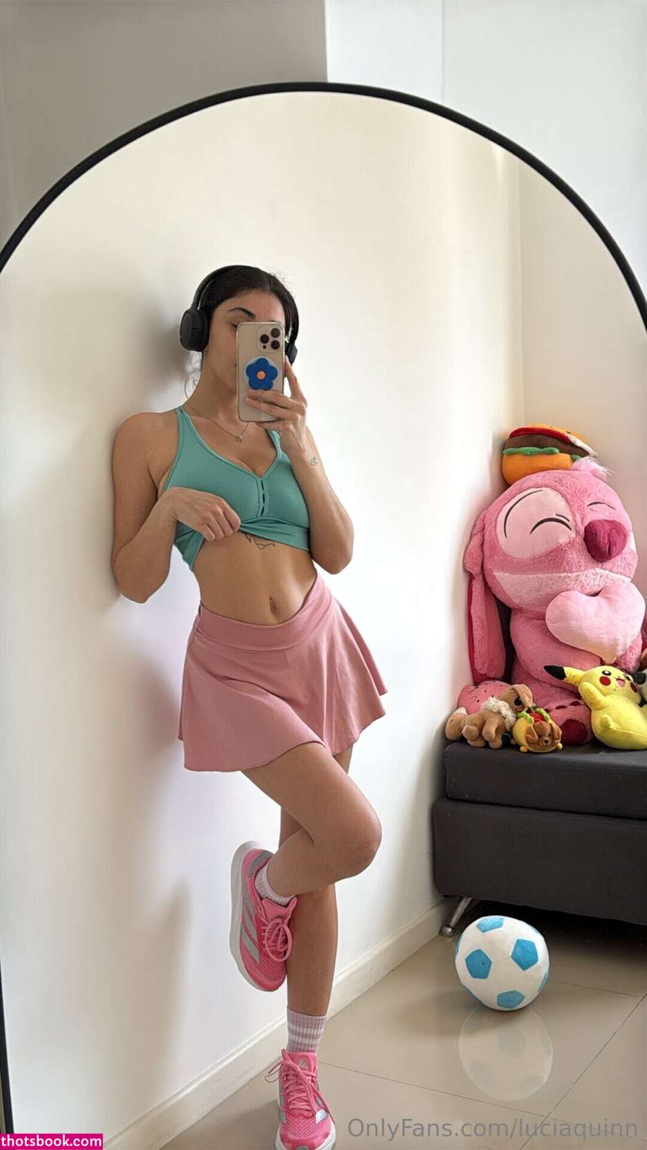 Lucia Quinn Photo #35