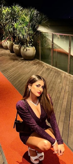 Nina Samuels Photo #21