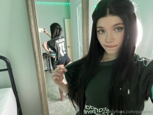 Grinchie Puppiwii Photo #406