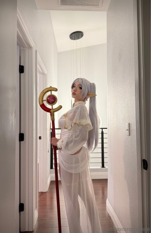 Redroomromance Photo #45