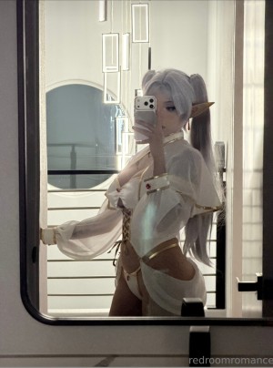 Redroomromance Photo #46