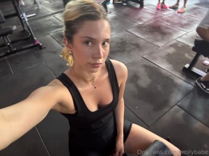 emilyydawson Photo #16