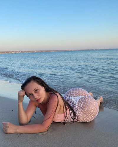 Saldyrkina Oksana Photo #252