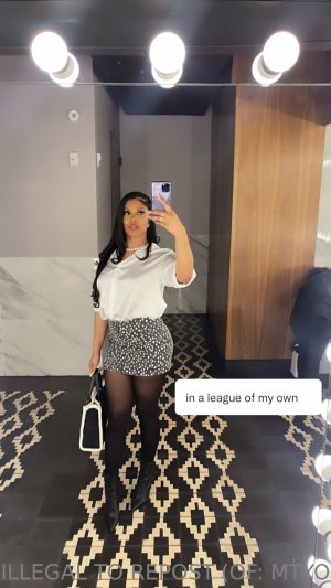 Lolateases Photo #17