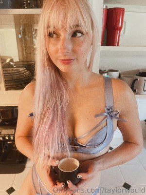 Taylorwould Photo #87