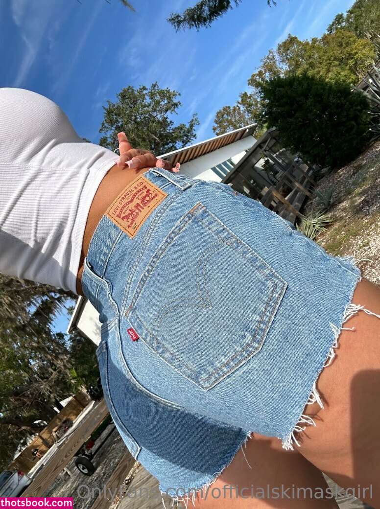 Briana Armbruster Photo #8