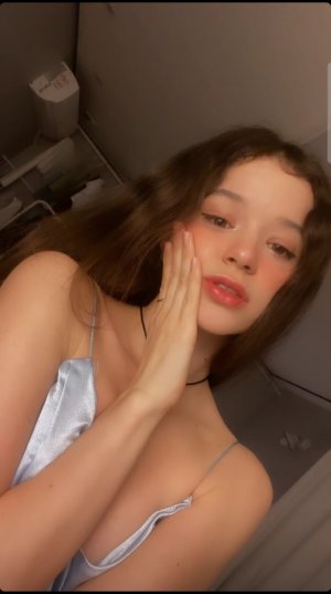 Abitrebecca Photo #13