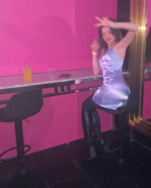 Abitrebecca Photo #19