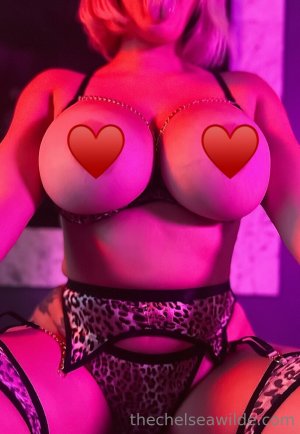 Chelsea Wilde Photo #326