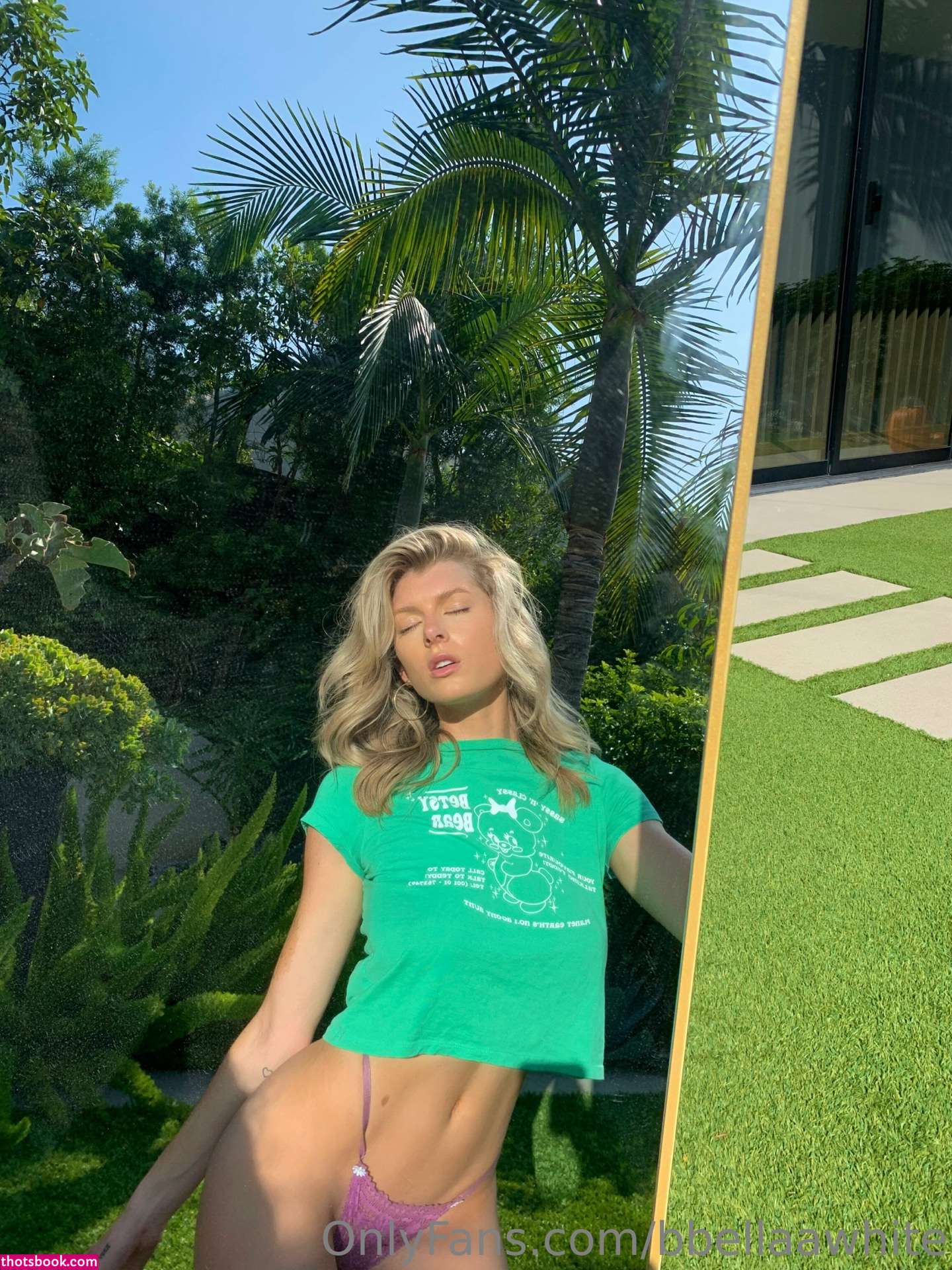 Bella White Photo #30