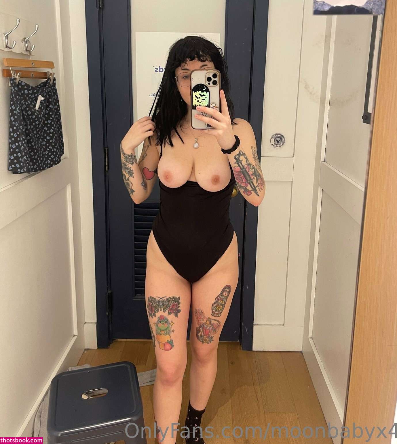 Moonbabyx44 Photo #24