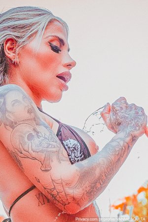 Vanessa Mesquita Post #10