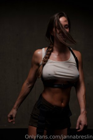 Janna Breslin Photo #94