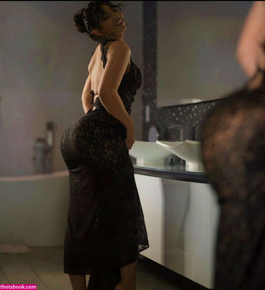 Deyana Mounira Photo #2