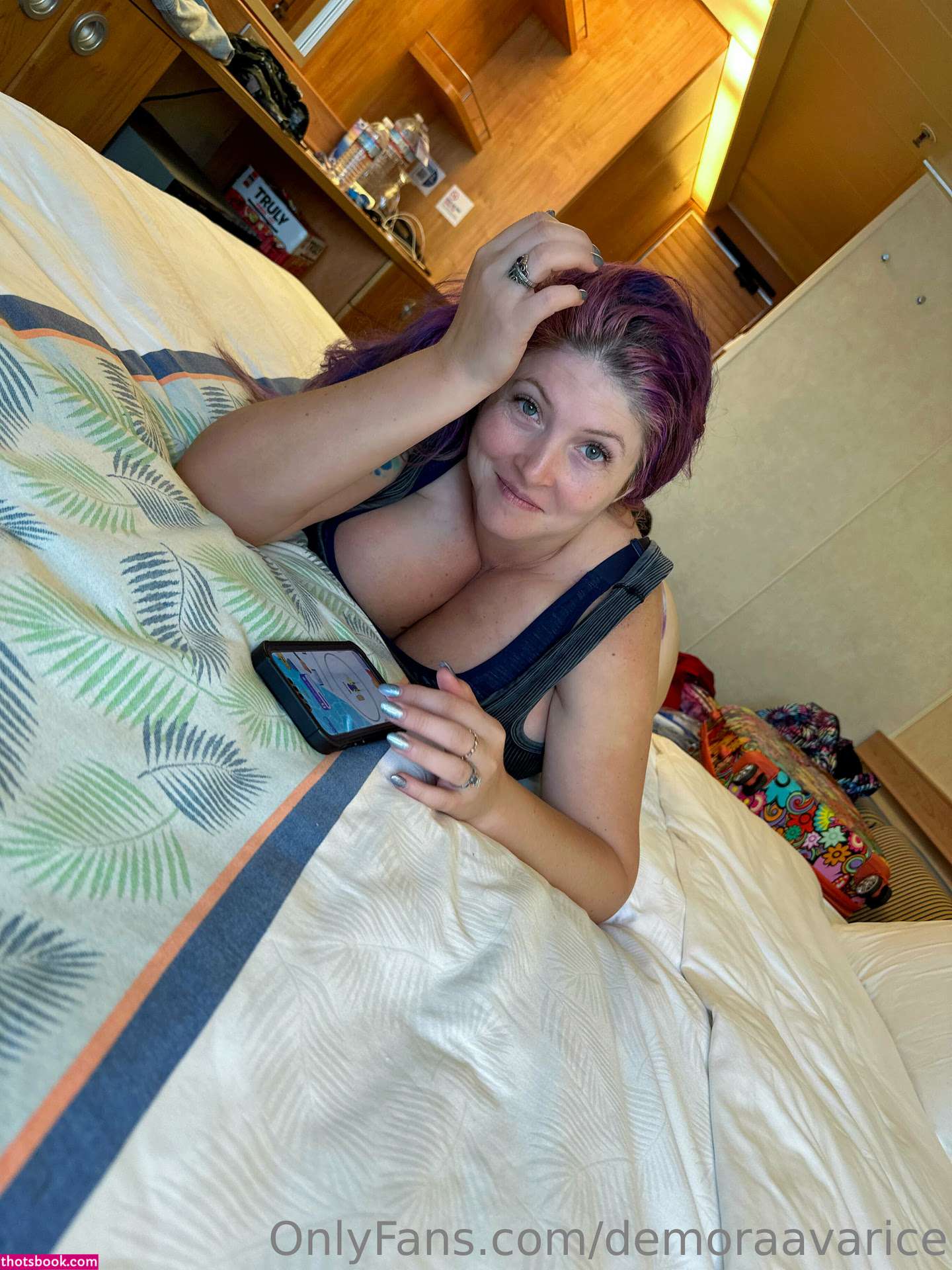 Demora Avarice Photo #114