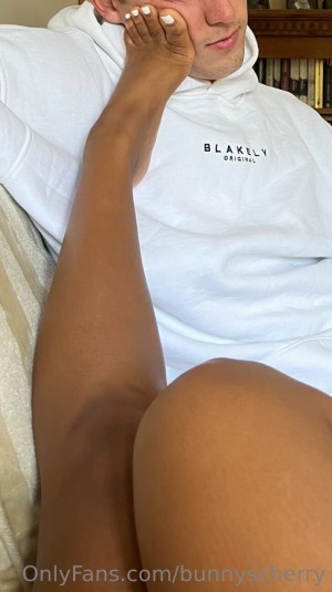 Bunnyscherry Photo #4