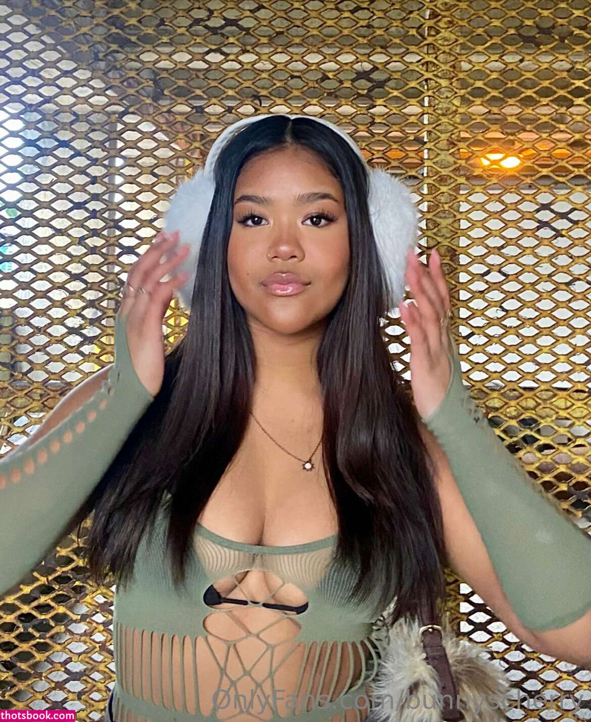 Bunnyscherry Photo #35