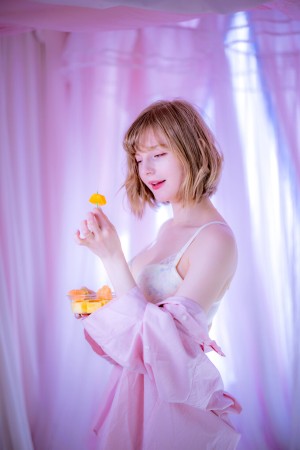 Ella Freya Photo #19