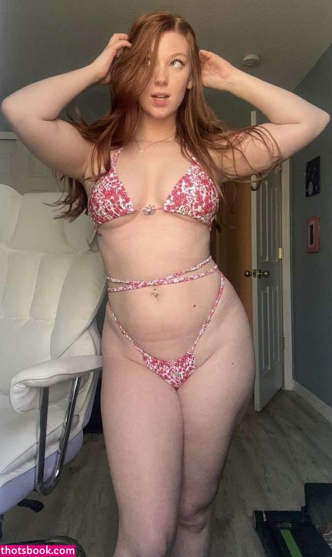 Megan Deluca Photo #110