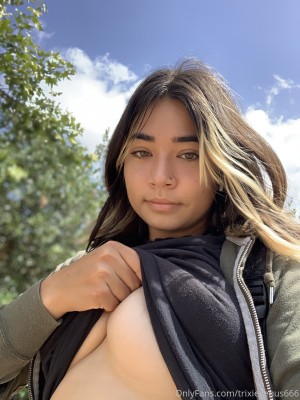 Trixievenus666 Photo #69