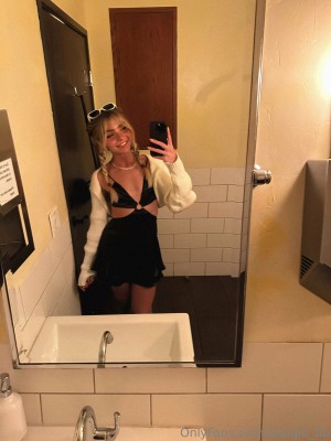 Brie Belle Photo #12