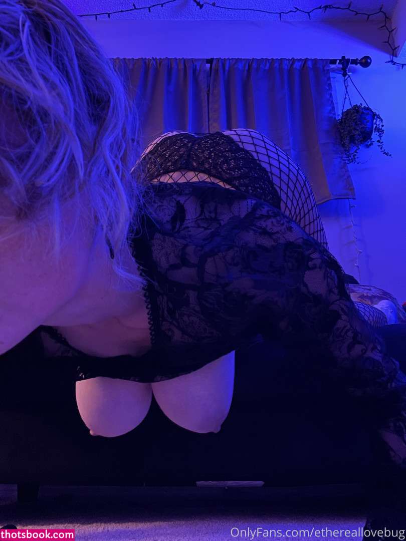 bugsandhugs666 Photo #39