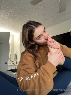 Goddessnicci69420 Photo #2