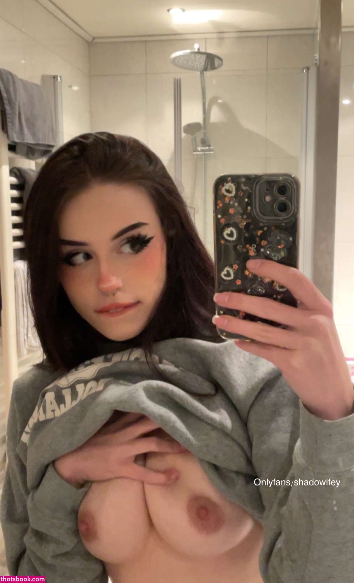 Shadowifey Photo #76