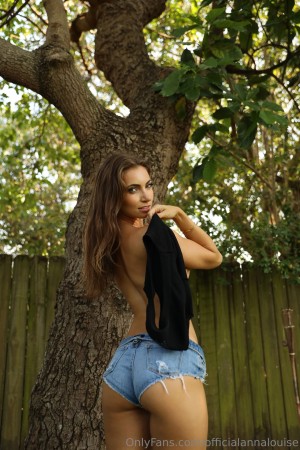 Anna Louise Photo #838