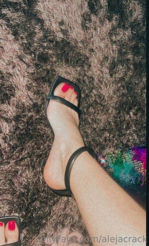 Aleja Crack Photo #8