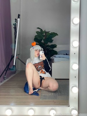 Neyrodesu Photo #669