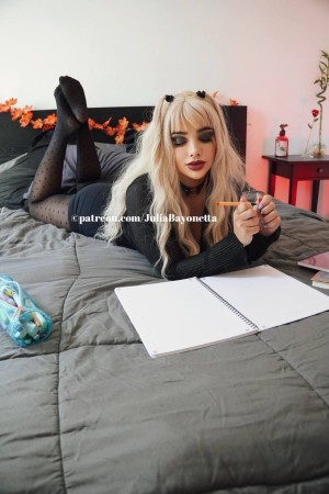 Julia Bayonetta Photo #4