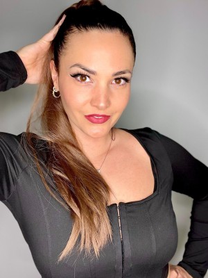 Ava Moore Photo #252