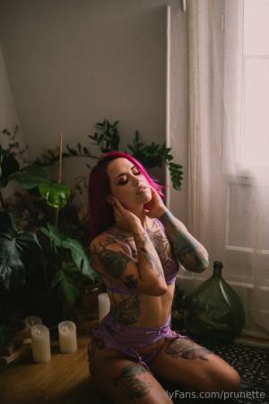 Prunette Photo #69
