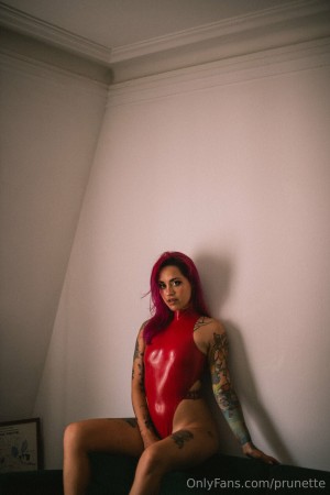 Prunette Photo #73