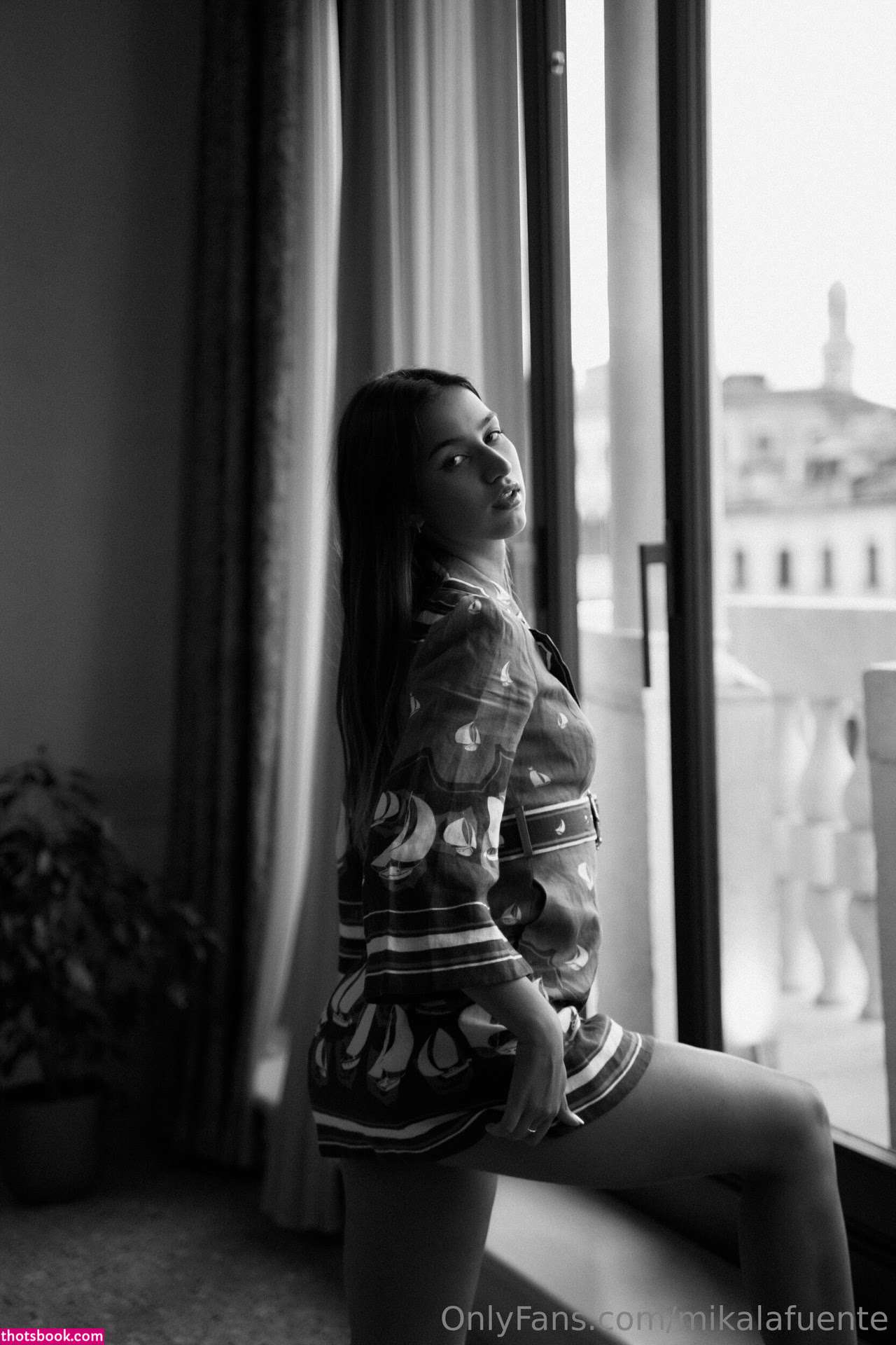 Mikaela Lafuente Photo #677