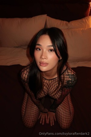 tvylorafterdark Photo #6