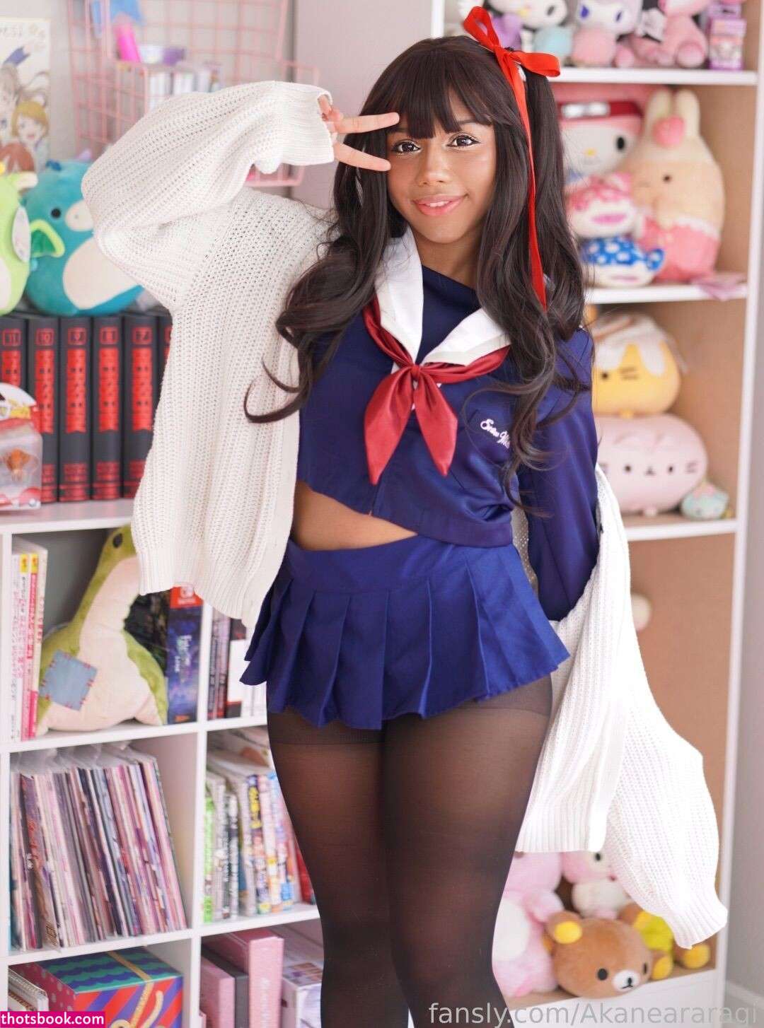 Akane Araragi Photo #140