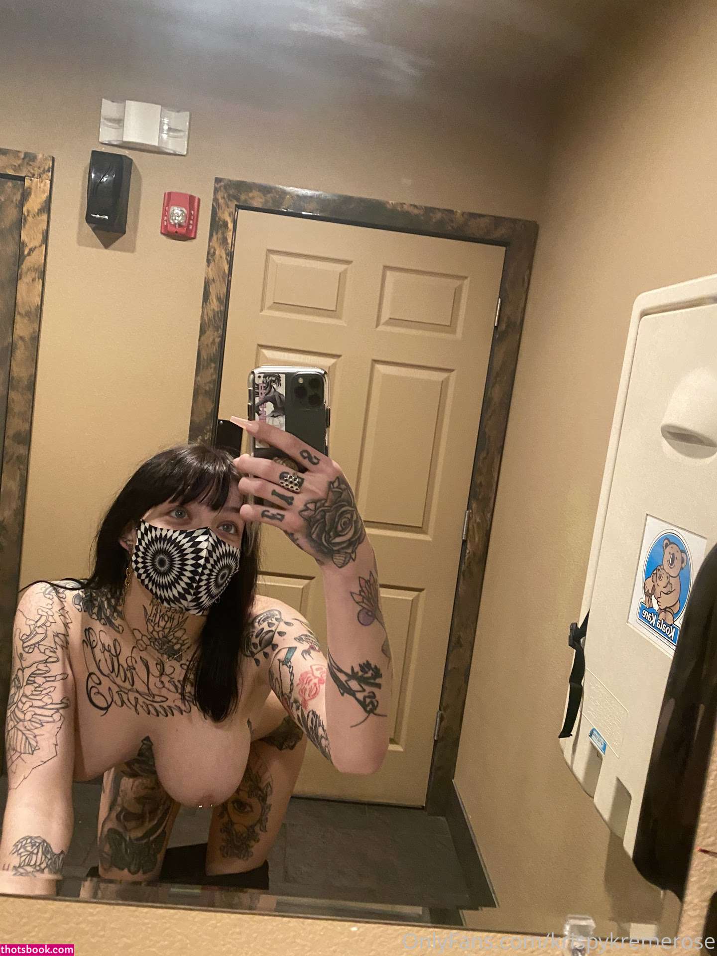 Krispykremerose Photo #171