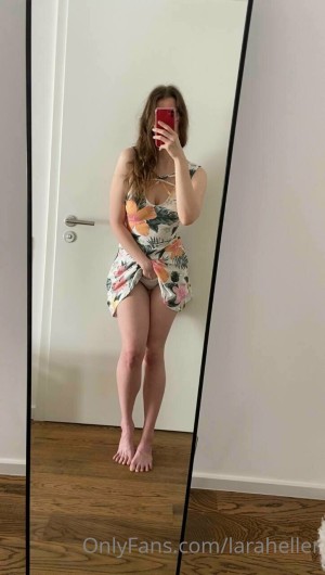 Laraheller Photo #110