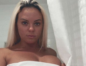 Rahyndee James Photo #126