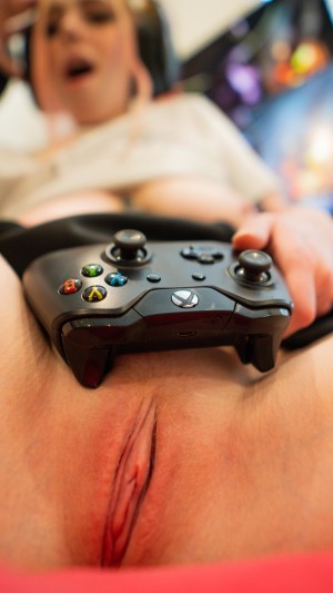 cherrrybomb420 Photo #2