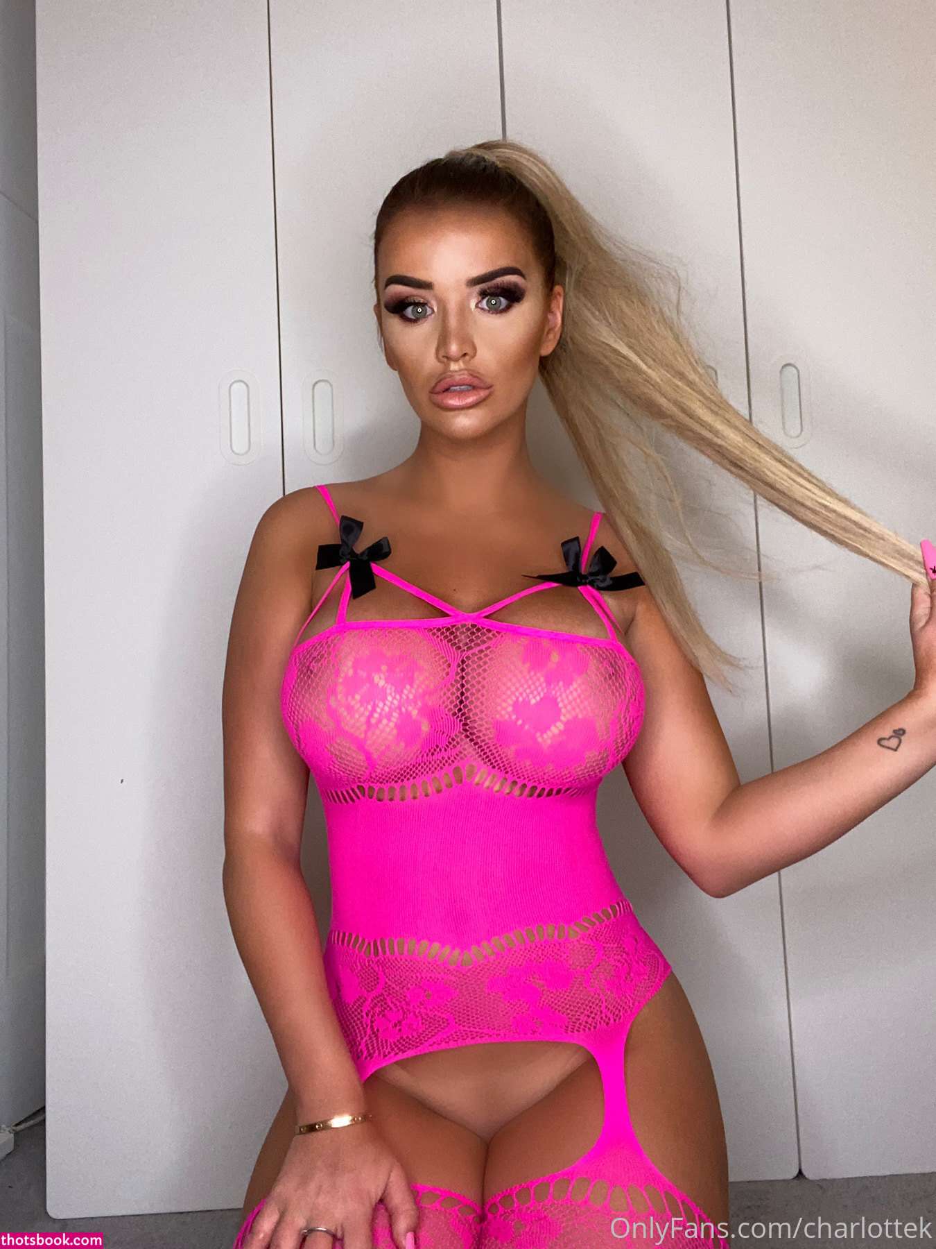 Charlottek Photo #40