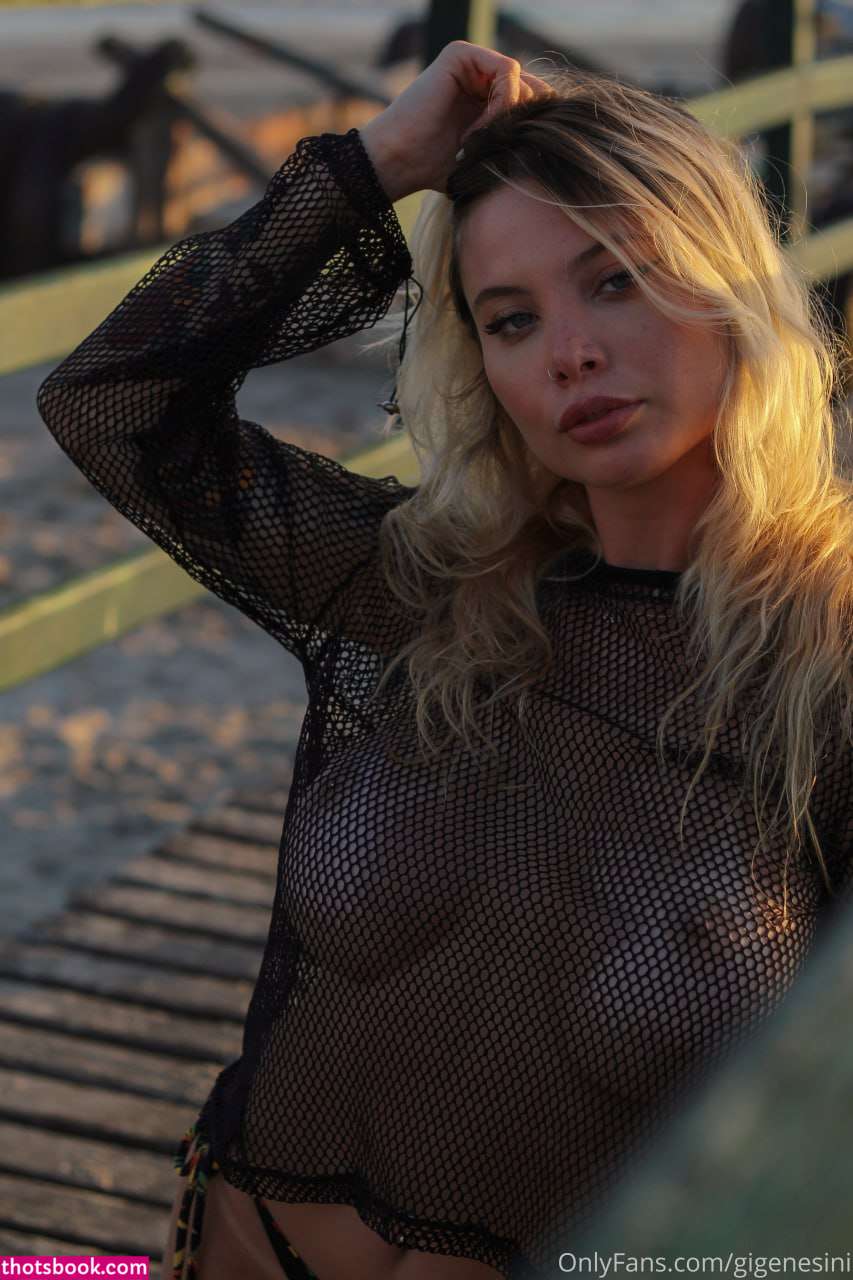 Giovanna Genesini Photo #147