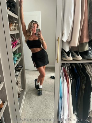 Megan Barton Hanson Photo #11